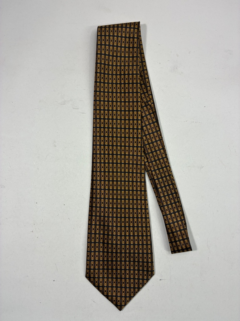 Men's Patterned Brown and Black Silk Tie